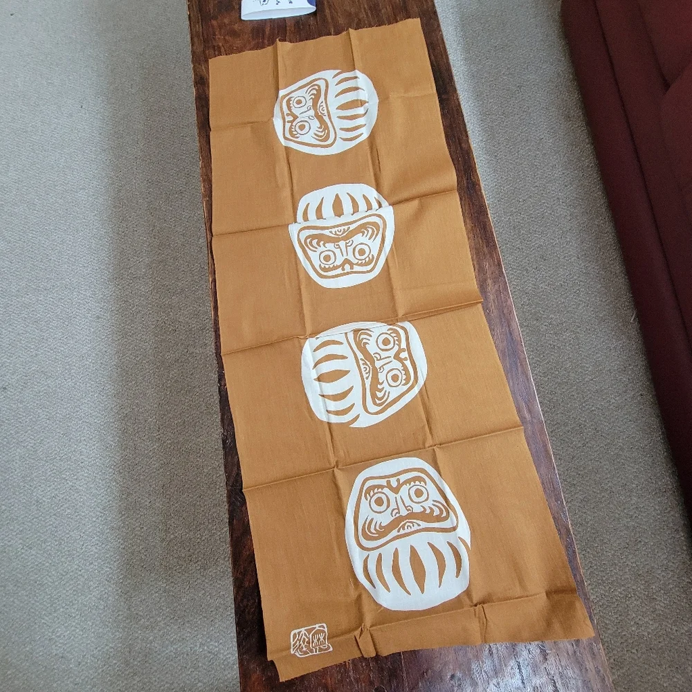 Kenema daruma tenugui